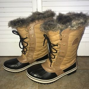 Sorel snow boots
